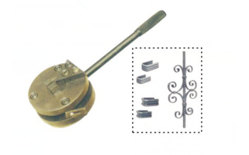 Manual folding machine