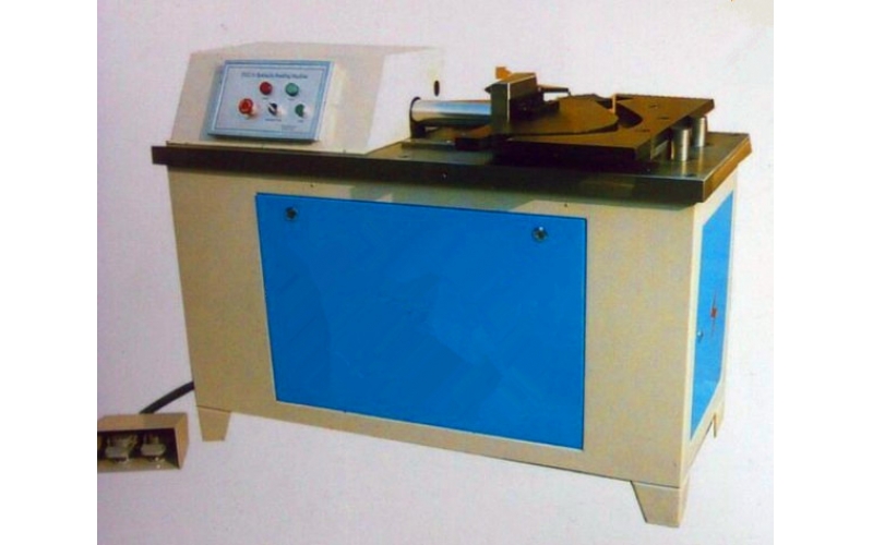 Hydraulic forming machine